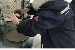 企業(yè)安全有序復工，新員工用實驗了解產(chǎn)品